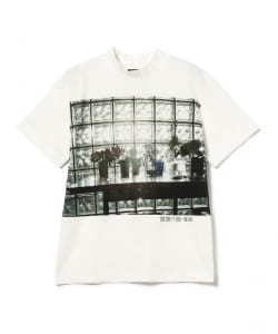 石田真澄 × BE AT TOKYO / フォトグラファーコラボレーション プリントモックネックTシャツ 【ユニセックス】