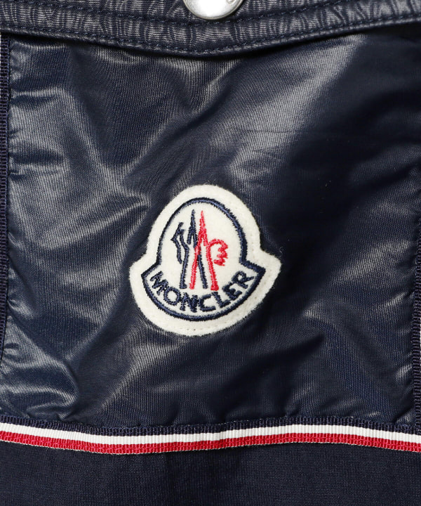 MONCLER / フラップポケット ロゴ クルーネック Tシャツ