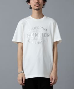 BEAMS F（ビームスF）MONCLER / CITY ロゴ クルーネック Tシャツ（T 