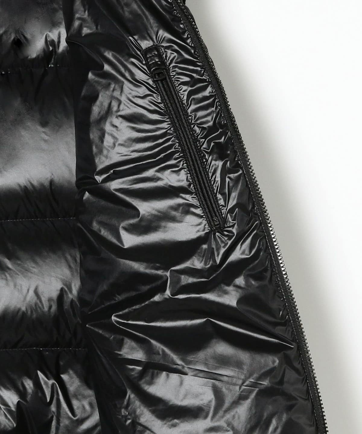 BEAMS F(ビームスF)MONCLER / ALMAZ ダウンベスト(ブルゾン BEAMS F(ビームスF)MONCLER / ALMAZ ダウンベスト(ブルゾン