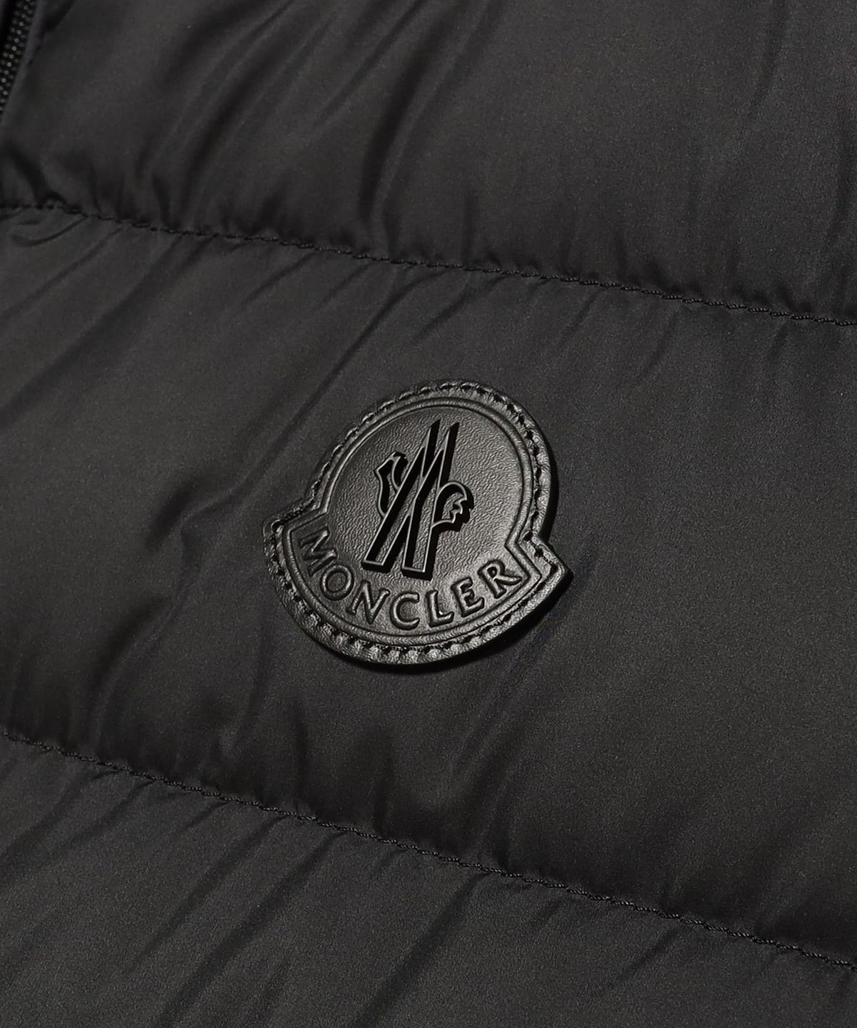 BEAMS F（ビームスF）MONCLER / TREOMPAN ダウンベスト