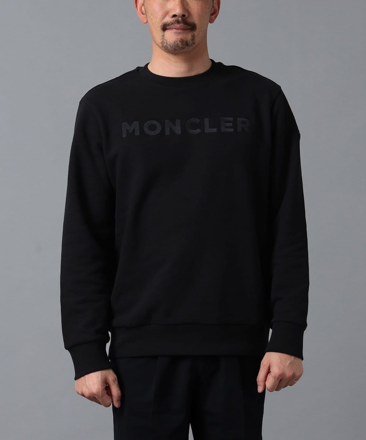 BEAMS F（ビームスF）MONCLER / クルーネック ロゴ スウェット（トップス パーカー）通販｜BEAMS