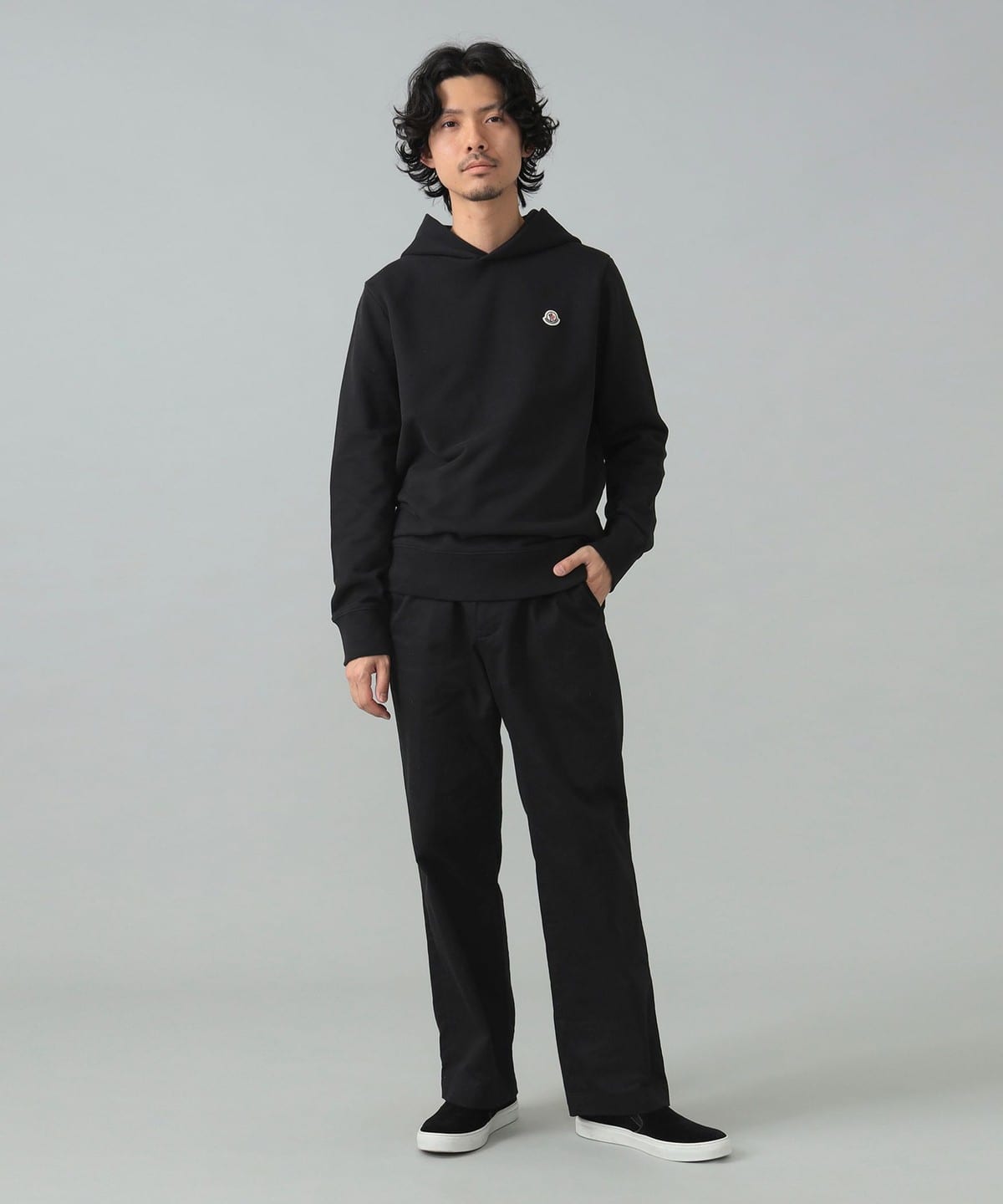 BEAMS F（ビームスF）MONCLER / ロゴ フーデッド パーカ