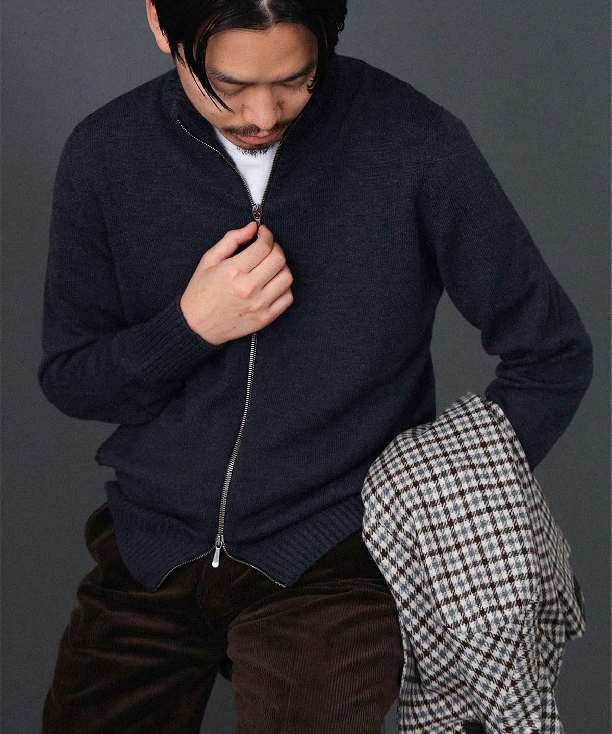 DRUMOHR ドルモア / 8ゲージ ウール フルジップ ニット トップス MEN CHARCOAL. G/681 46 DRUMOHR ドルモア / 8ゲージ ウール フルジップ ニット トップス MEN CHARCOAL. G/681 46