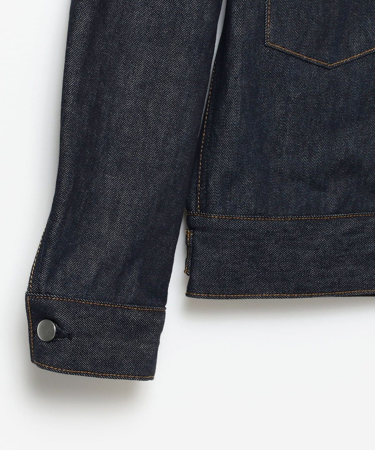 新品✨ JEANIK ジーニック　BEAMS F サイズ30 ベージュ 新品✨ JEANIK ジーニック BEAMS F サイズ30 ベージュ - メルカリ