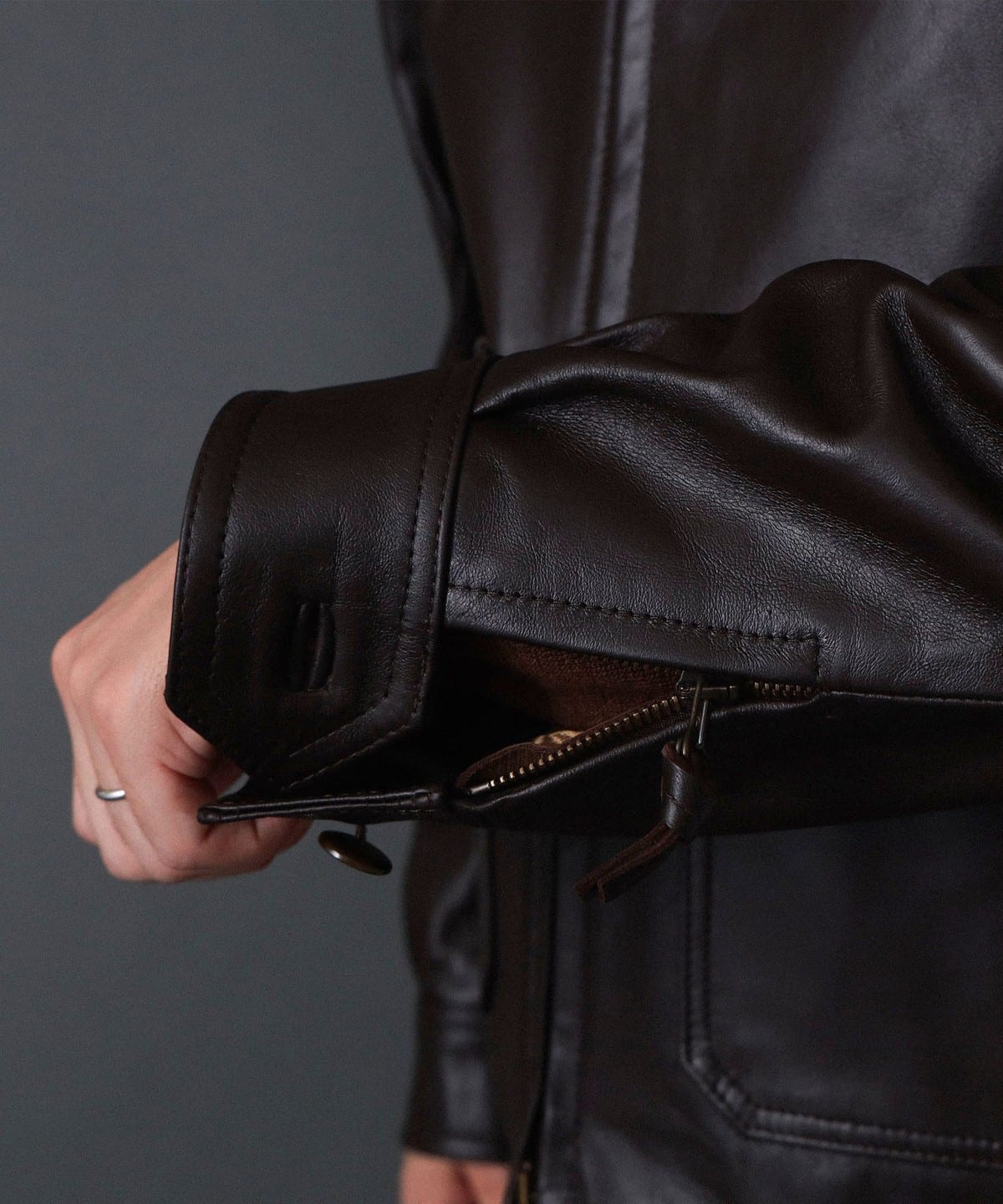 BEAMS F（ビームスF）【別注】CINQUANTA / ホースレザー TYPE G8