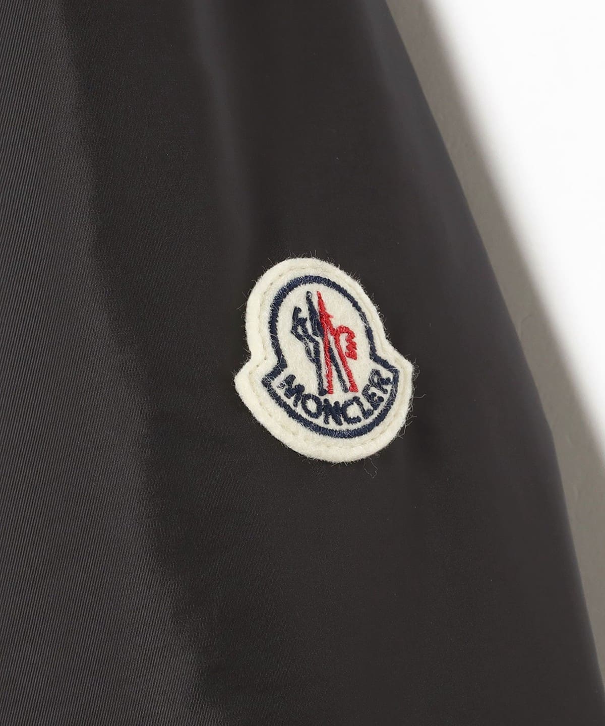 BEAMS F（ビームスF）MONCLER / VALLORCH リバーシブル ショート