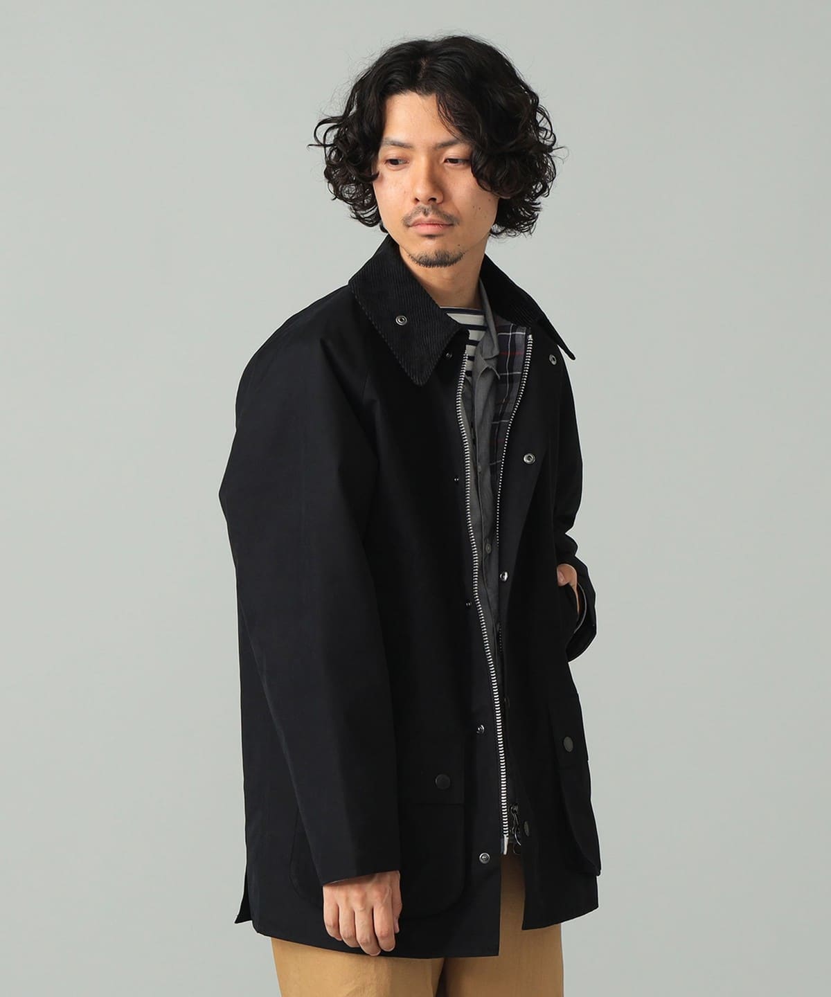 BEAMS F（ビームスF）【別注】Barbour / BEDALE CLASSIC FIT ピーチ