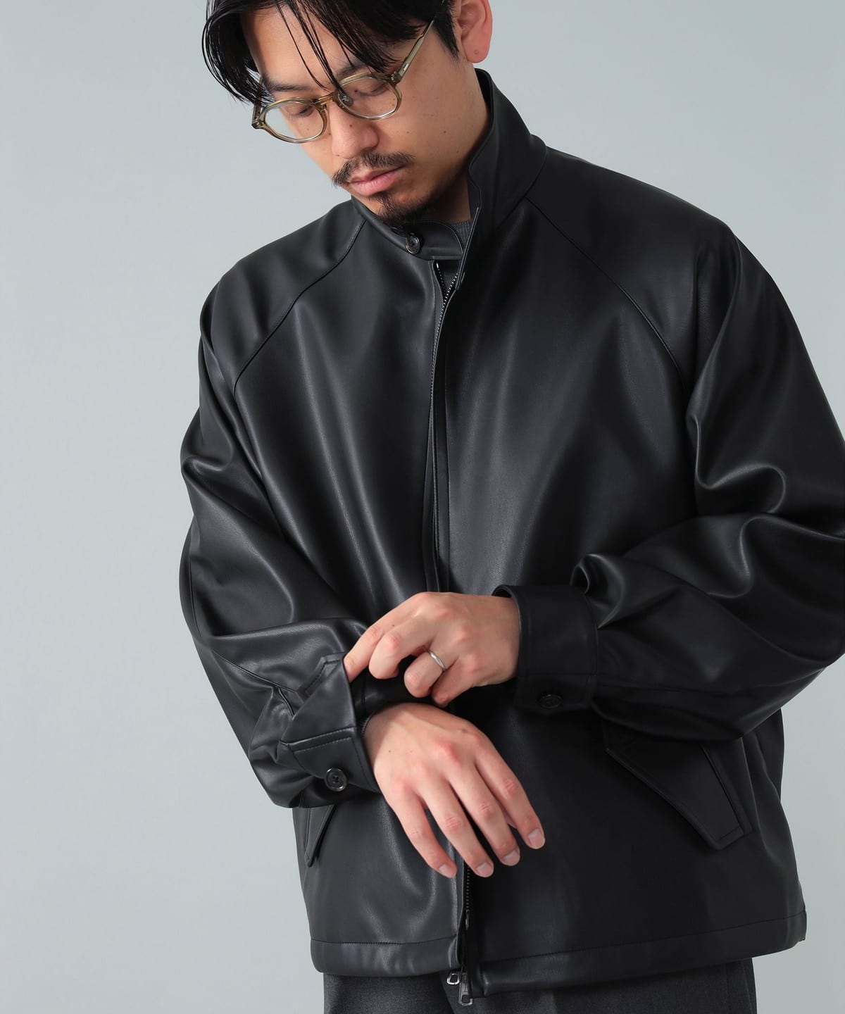 BEAMS F（ビームスF）BARACUTA / G4 フェイクレザー ショート ブルゾン