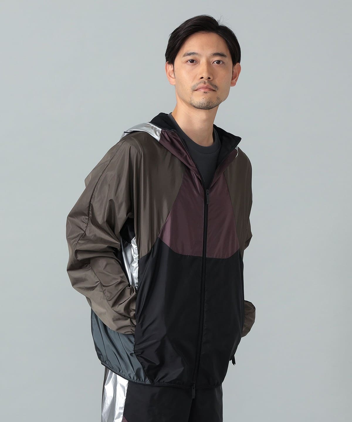 BEAMS F（ビームスF）MONCLER / SORMIOU マルチカラー ナイロン