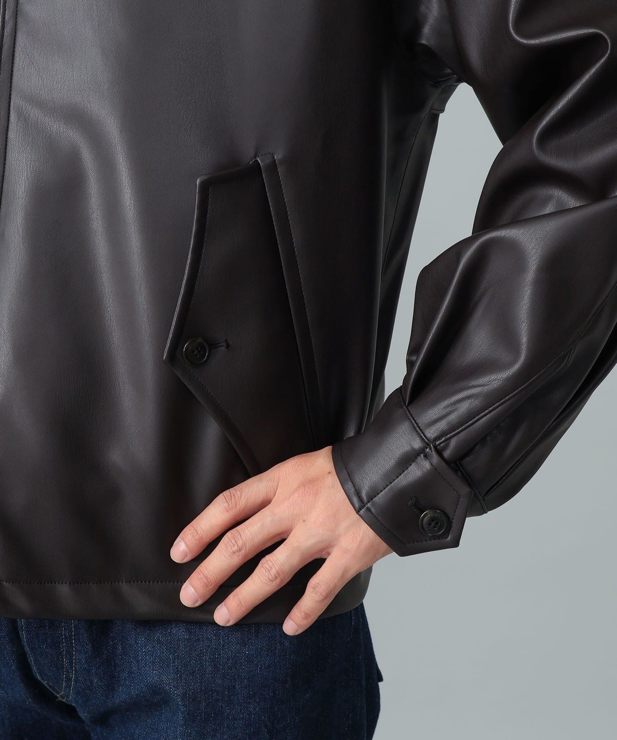 BEAMS F（ビームスF）【別注】BARACUTA / G4 フェイクレザー ショート
