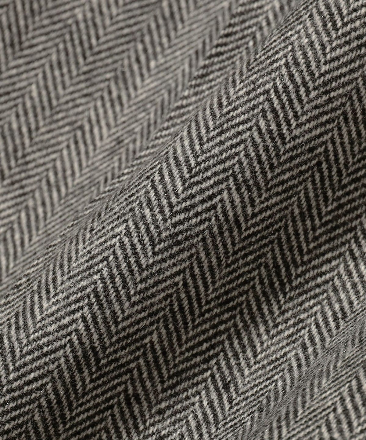 BEAMS F（ビームスF）BERNARD ZINS / BAC ヘリンボーン 2プリーツ