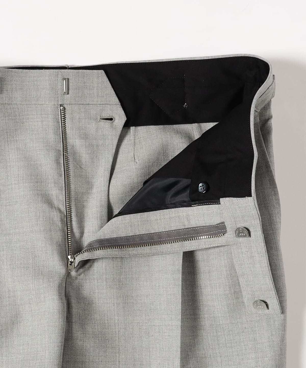 BEAMS F（ビームスF）【別注】Fumiya Hirano THE TROUSERS