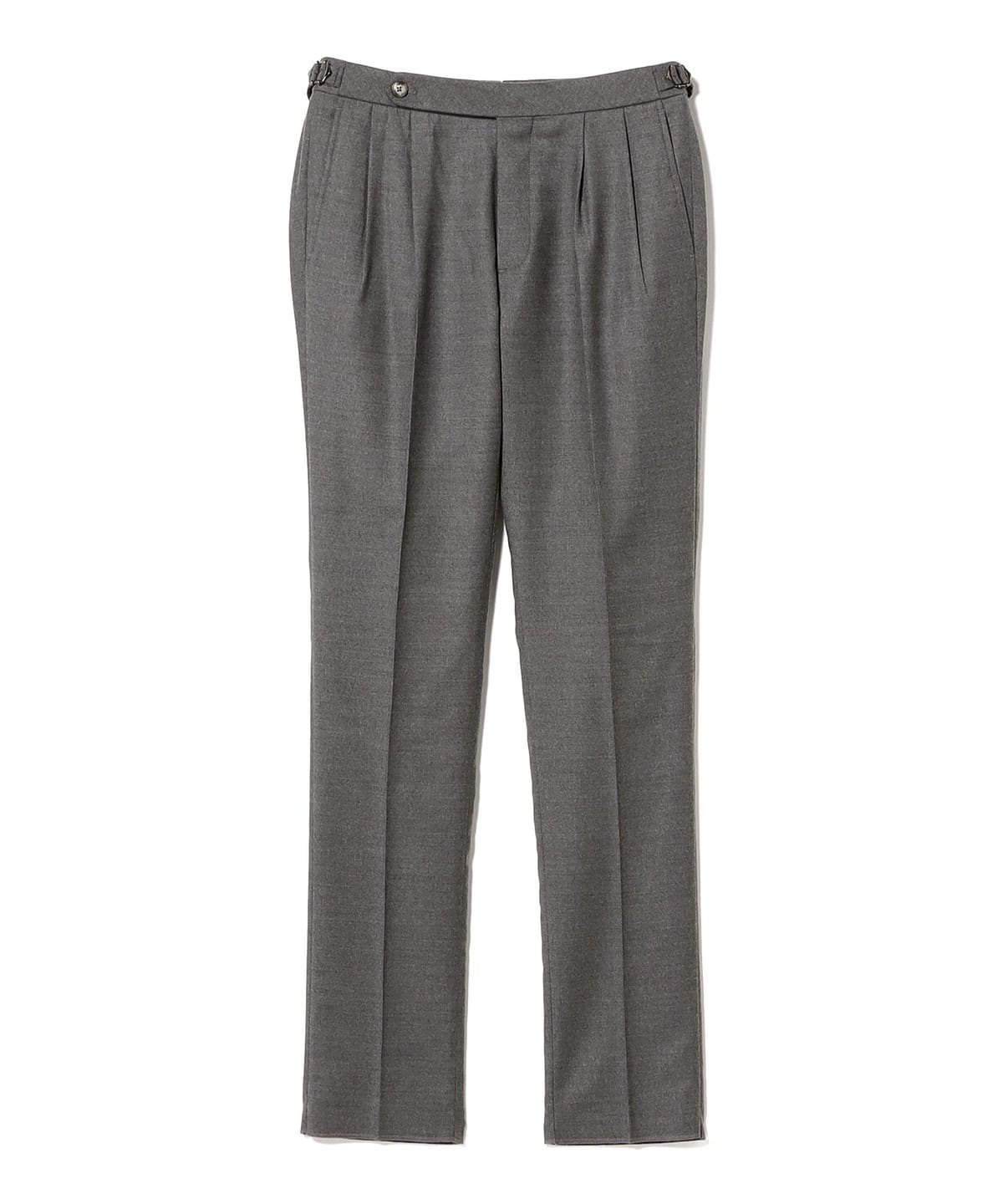 【別注】GTA ジーティーアー / HERRICK ウール サキソニー サイドアジャスター 2プリーツ スラックス パンツ MEN GREY/930 50 【別注】GTA ジーティーアー / HERRICK ウール サキソニー サイドアジャスター 2プリーツ スラックス パンツ MEN GREY/930 50
