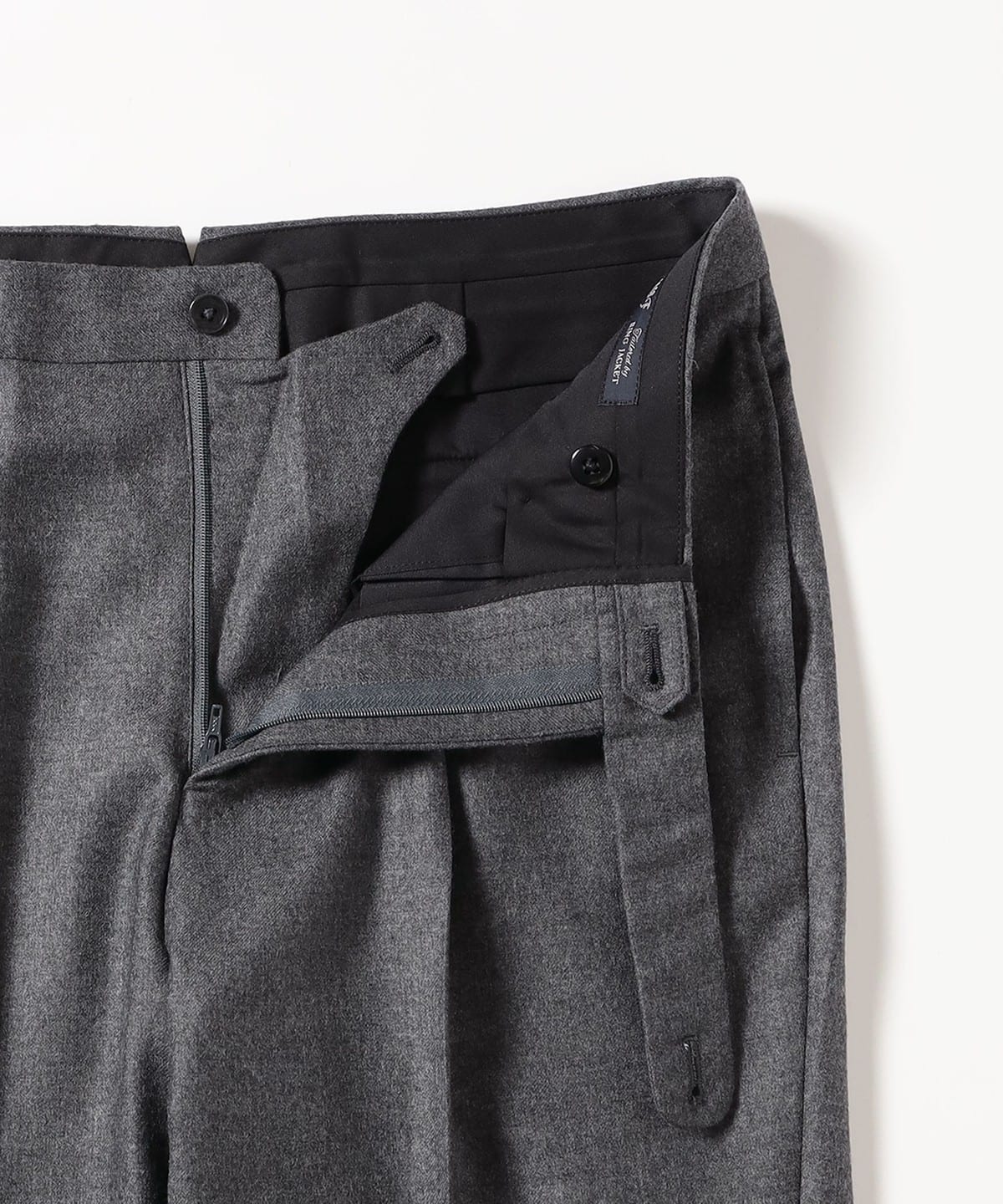 BEAMS F（ビームスF）ウール サキソニー 1プリーツ スラックス