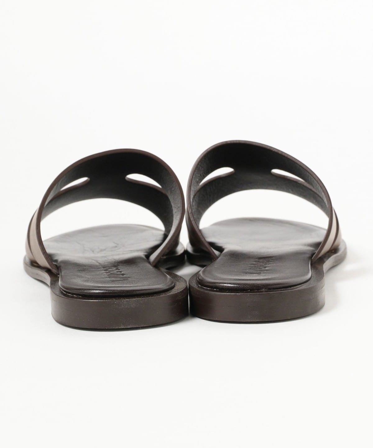 BEAMS F L/UCCA クロスサンダル 41 ルッカ ビームスF BEAMS F（ビームスF）【別注】L/UCCA / レザーサンダル（シューズ