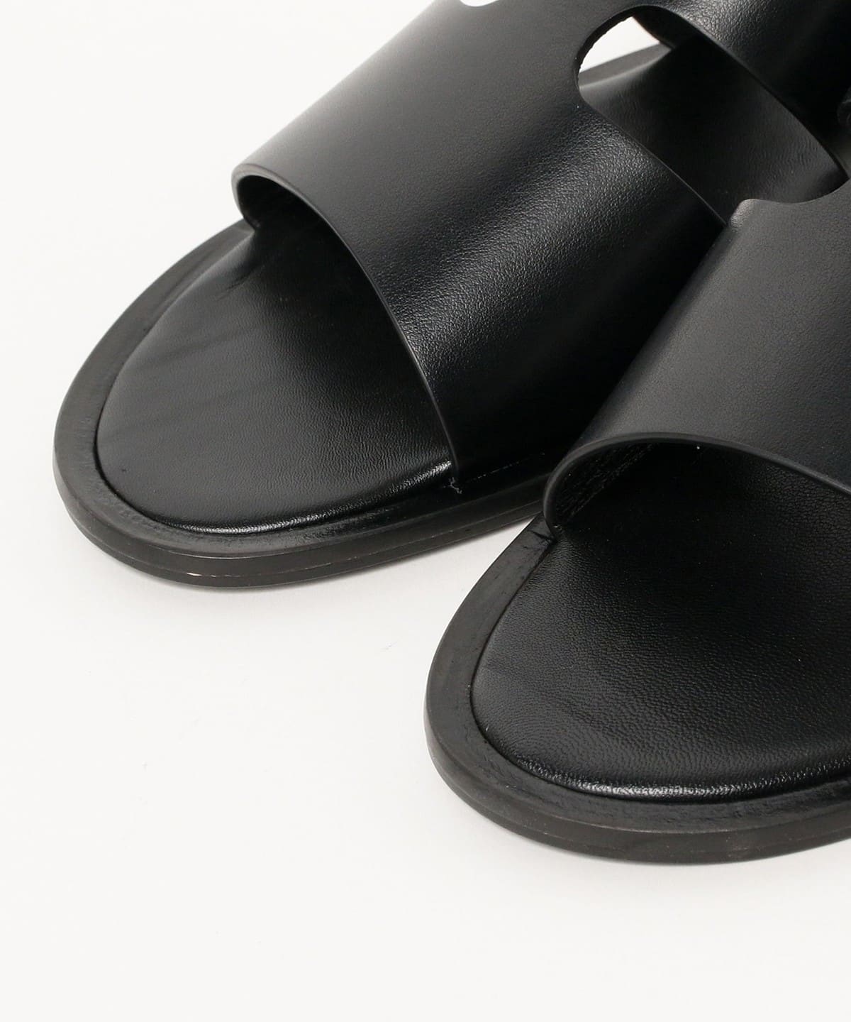 BEAMS F（ビームスF）【別注】L/UCCA / レザーサンダル（シューズ