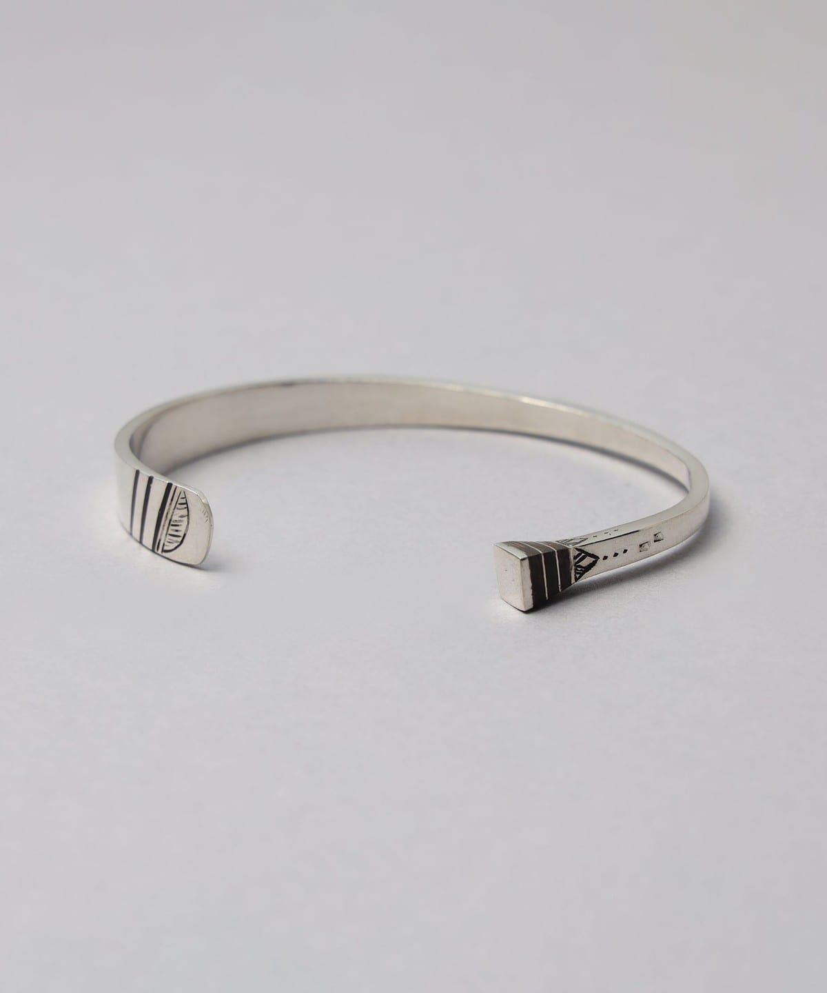 BEAMS F（ビームスF）Adawat'n Tuareg / シルバー ブレスレット P