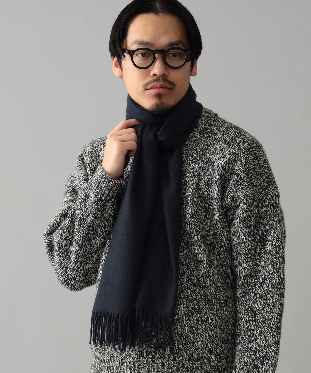 Johnstons of Elgin / カシミヤ ソリッド ストール ファッション雑貨 MEN D. NAVY/SD7330 ONE SIZE Johnstons of Elgin / カシミヤ ソリッド ストール ファッション雑貨 MEN D. NAVY/SD7330 ONE SIZE