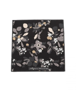 ▲Fumagalli / ボタニカルプリント ネッカチーフ