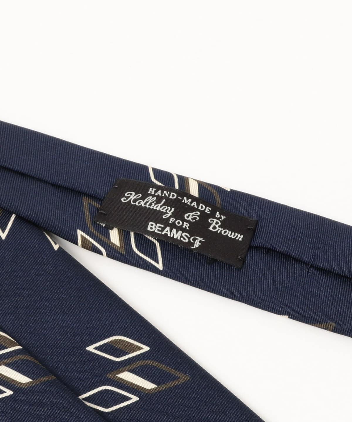 BEAMS F（ビームスF）Holliday & Brown / シルク ダイヤ柄 プリント