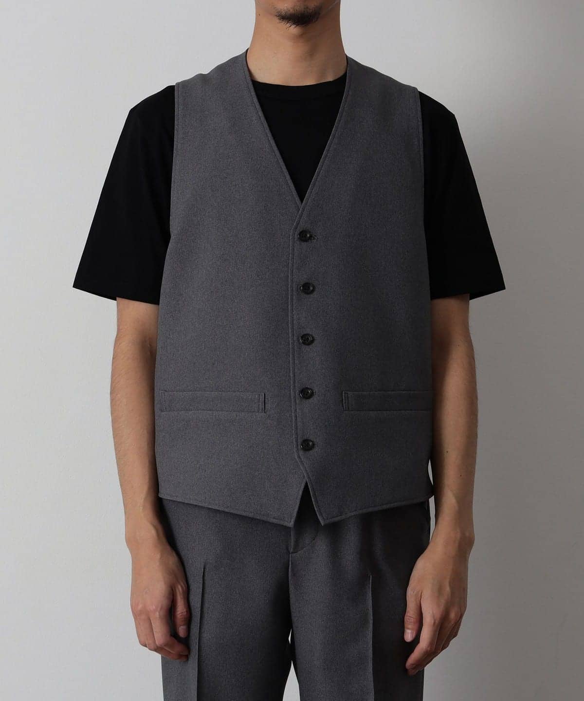 ポリエステルツイル ジレ 24SS トップス MEN GREY L ポリエステルツイル ジレ 24SS トップス MEN GREY L
