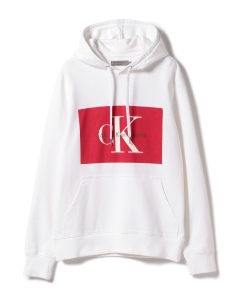 ▲Calvin Klein Jeans / プリントロゴ フーディー