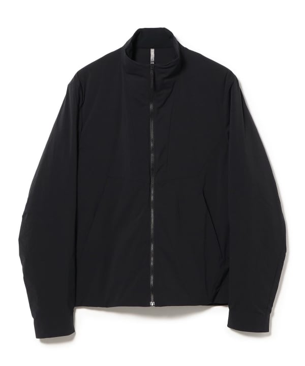 〈MEN〉VEILANCE / MIONN インシュレイテッド ジャケット 立体裁断のレギュラーフィット
