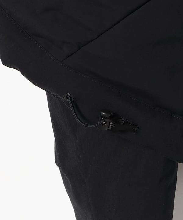 〈MEN〉VEILANCE / MIONN インシュレイテッド ジャケット 裾はショックコードで調整が可能
