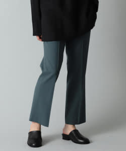 ストレッチウール クロップドパンツ