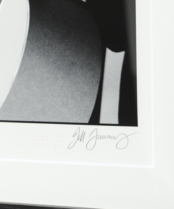 item main image
