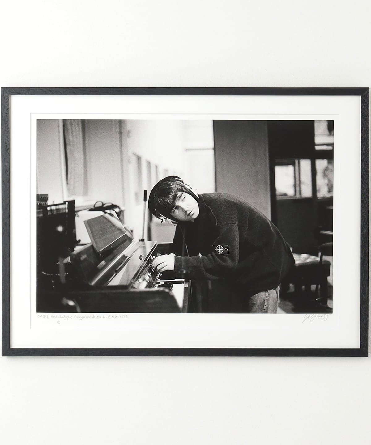 rockarchive ロックアーカイブ / OASIS Noel Gallagher Photo by Jill Furmanovsky A2サイズ OA052JF 雑貨・ホビー MEN A2 rockarchive ロックアーカイブ / OASIS Noel Gallagher Photo by Jill Furmanovsky A2サイズ OA052JF 雑貨・ホビー MEN A2