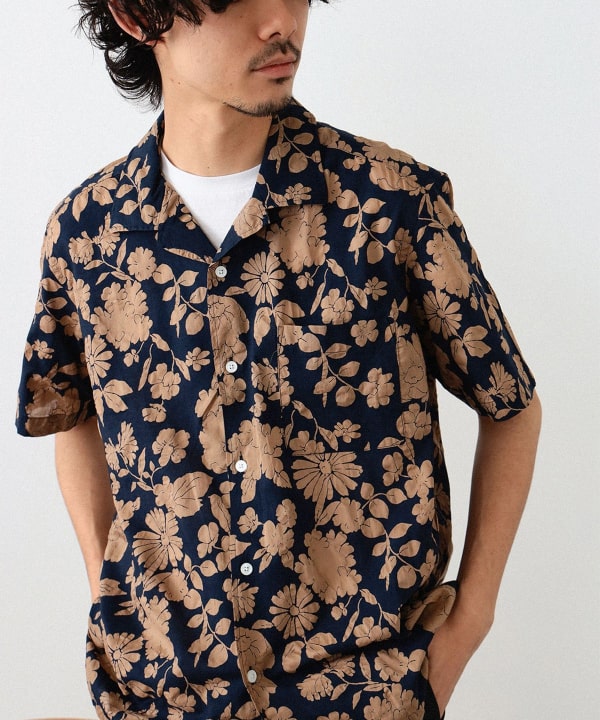 Brilla per il gusto ブリッラ コットンオープンカラーシャツ Brilla per il gusto（ブリッラ ペル イル グスト）フラワー柄