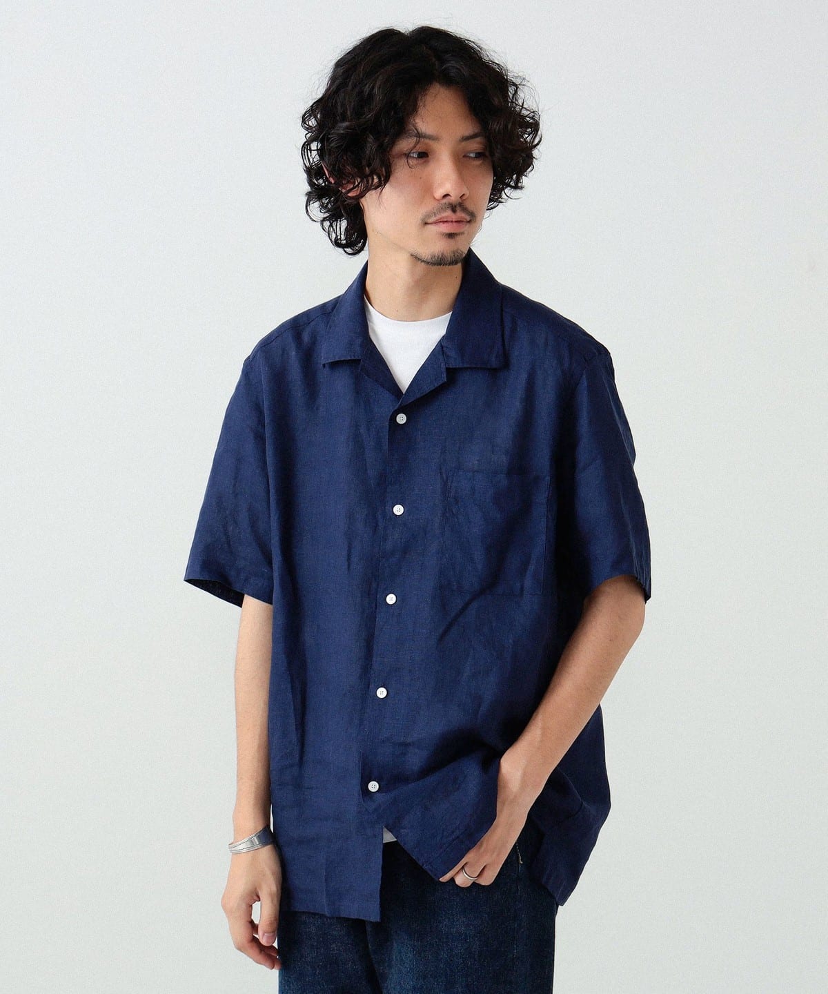 Brilla per il gusto (Brilla per il gusto) Linen solid open collar shirt  (shirts, blouses, casual shirts) available at BEAMS