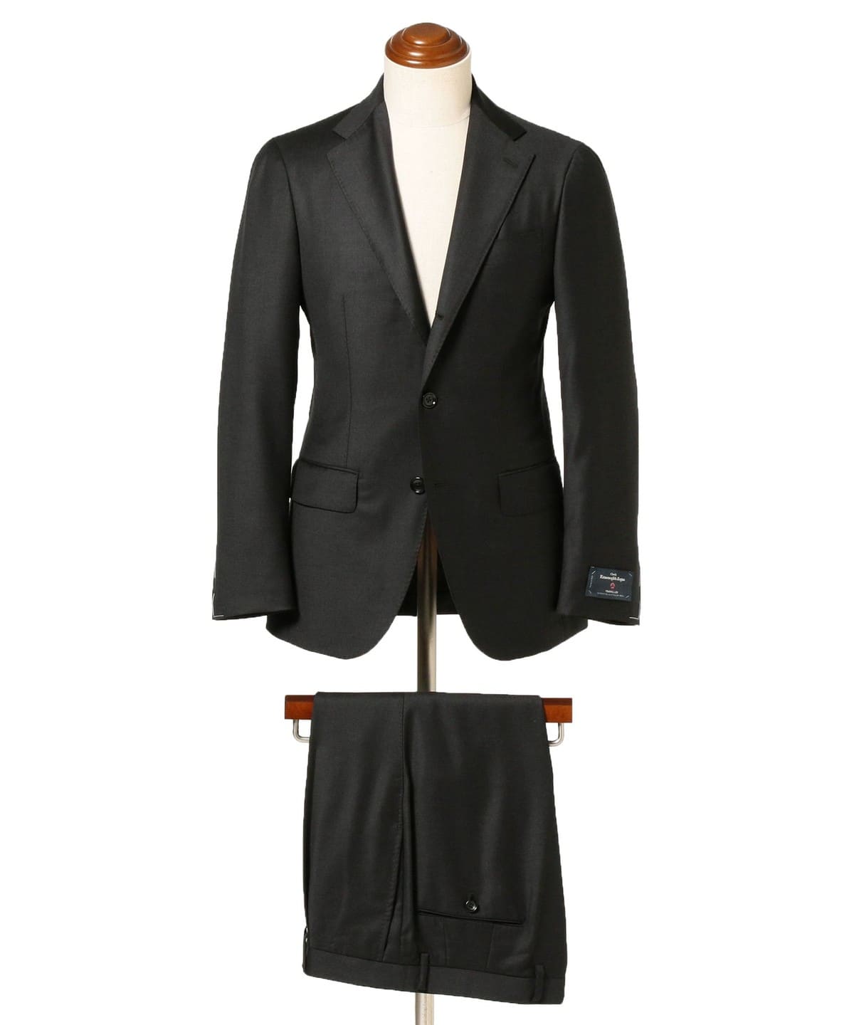 【6/25再値下げ】Ermenegildo Zegna ウール ソリッドスーツ スーツ・ネクタイ MEN CHARCOAL. G/0031 42 【6/25再値下げ】Ermenegildo Zegna ウール ソリッドスーツ スーツ・ネクタイ MEN CHARCOAL. G/0031 42