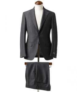 ▲【Brilla per il gusto / DORMEUIL モヘヤウール ソリッド スーツ】