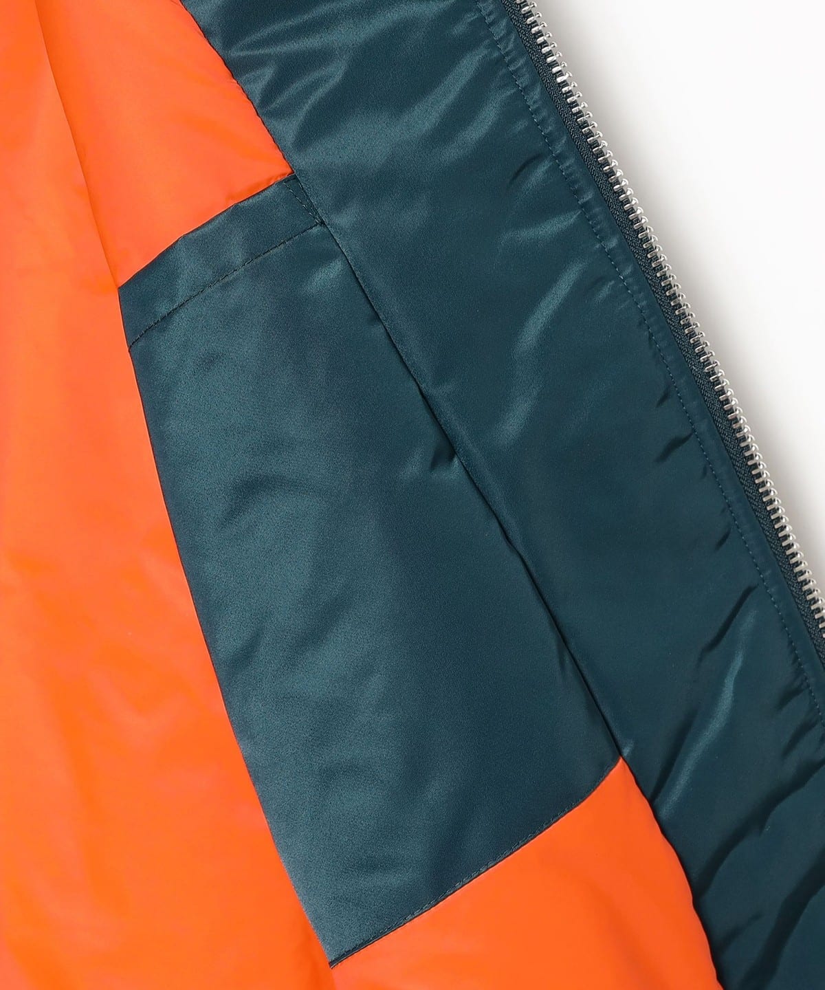 Brilla per il gusto（ブリッラ ペル イル グスト）A.P.C. / LOGAN