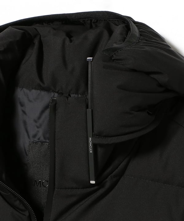 MONCLER / ARAJOKI ダウンジャケット