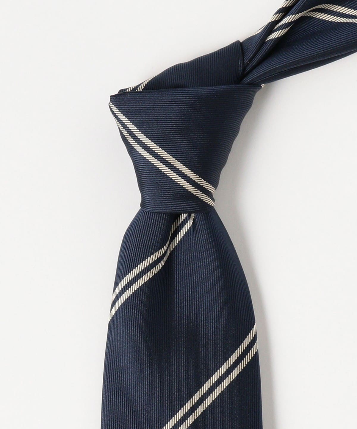 ISAIA イザイア 自社製造セッテピエゲ仕様ネクタイ グレー系