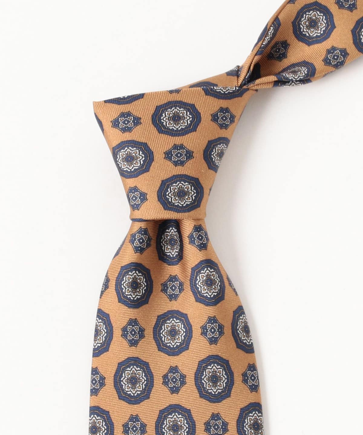 Brilla per il gusto（ブリッラ ペル イル グスト）LUIGI BORRELLI