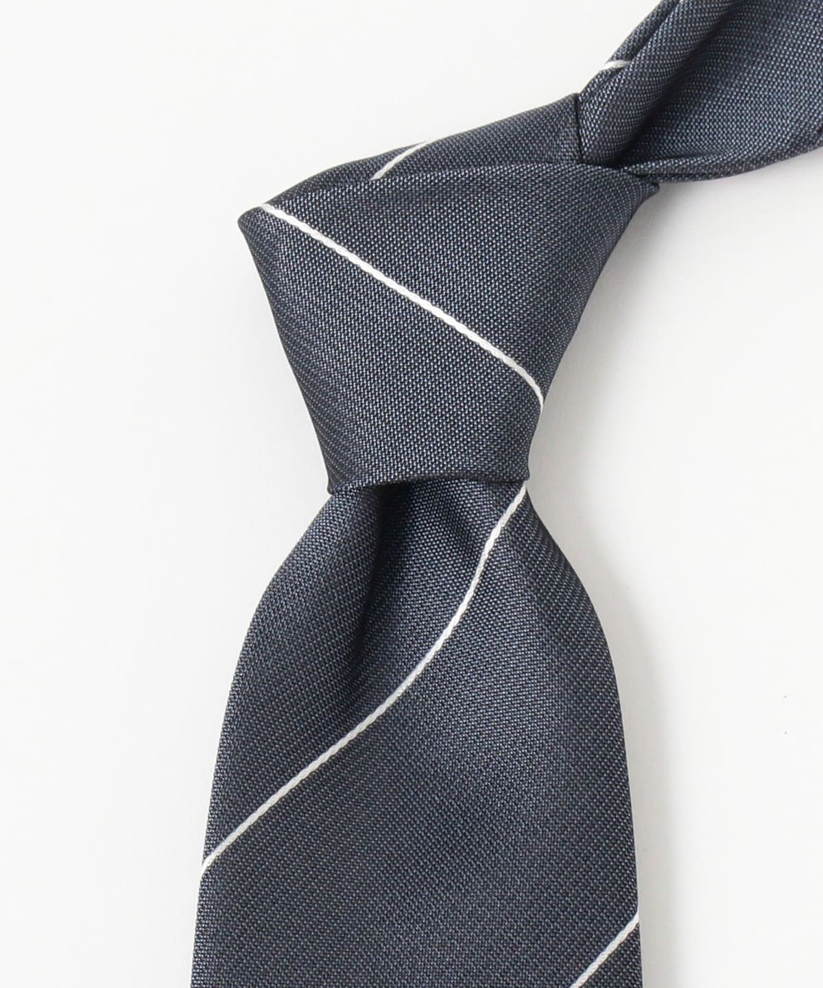 【美品】Brilla per il gusto シルク混ネイビーストライプ48 Brilla per il gusto（ブリッラ ペル イル グスト）シルク ストライプ