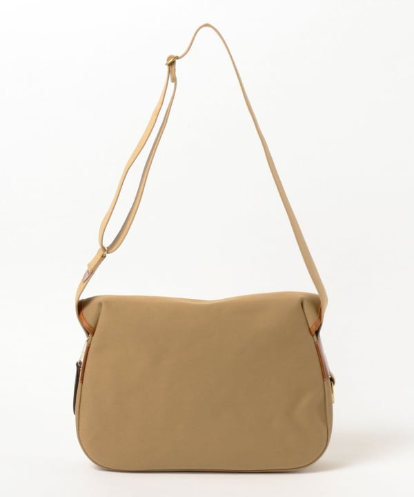 BRADY Large Ariel Trout Cross Body Bag | Black | FARFETCH GE