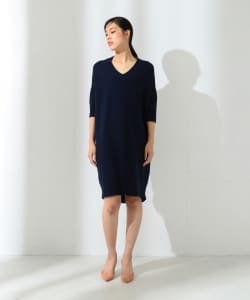 ROOM NO.8 / ホールガーメント Vネックワンピース