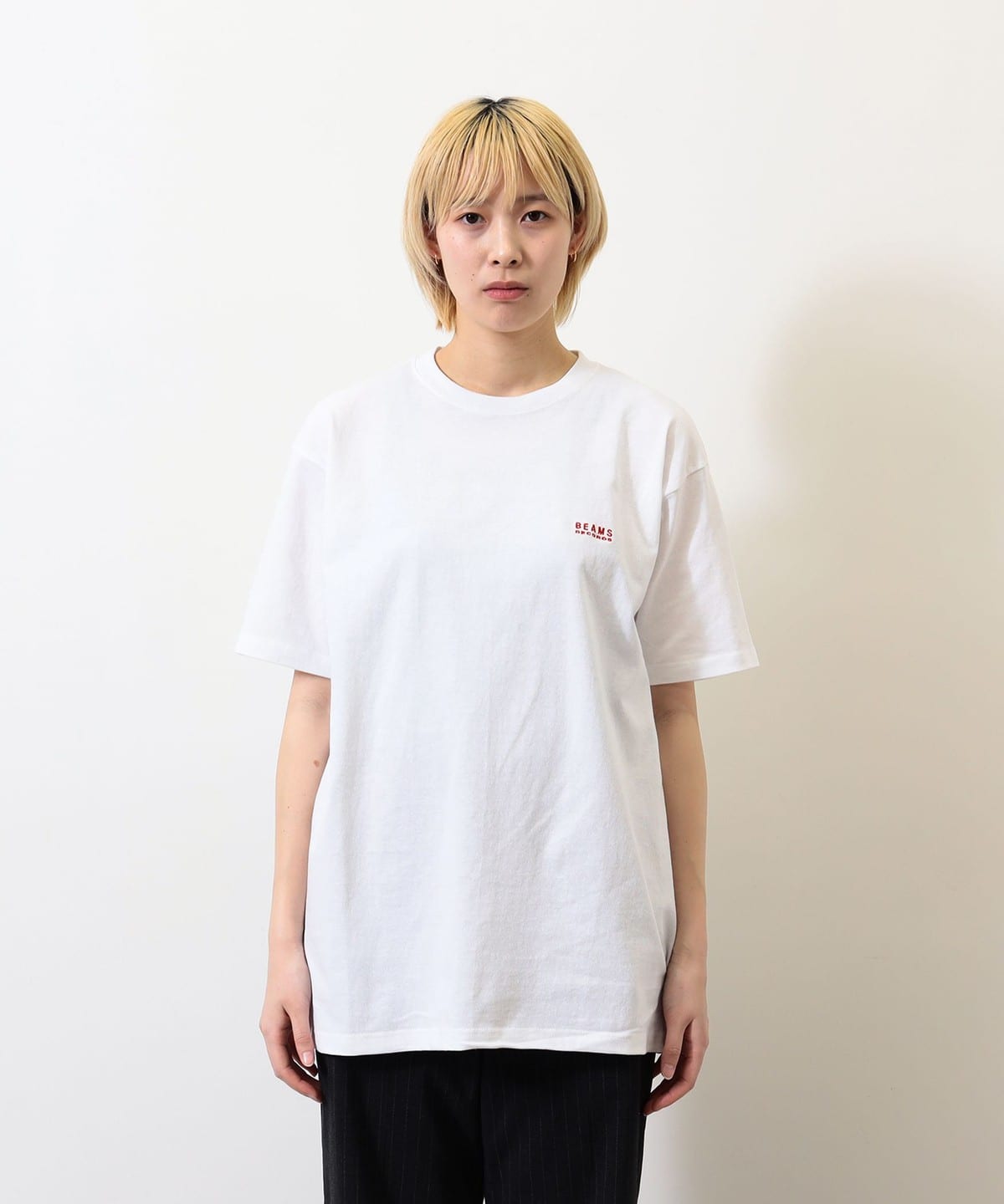BEAMS RECORDS BEAMS RECORDS刺繡標誌T 卹（T 卹/裁剪和縫製 T 卹