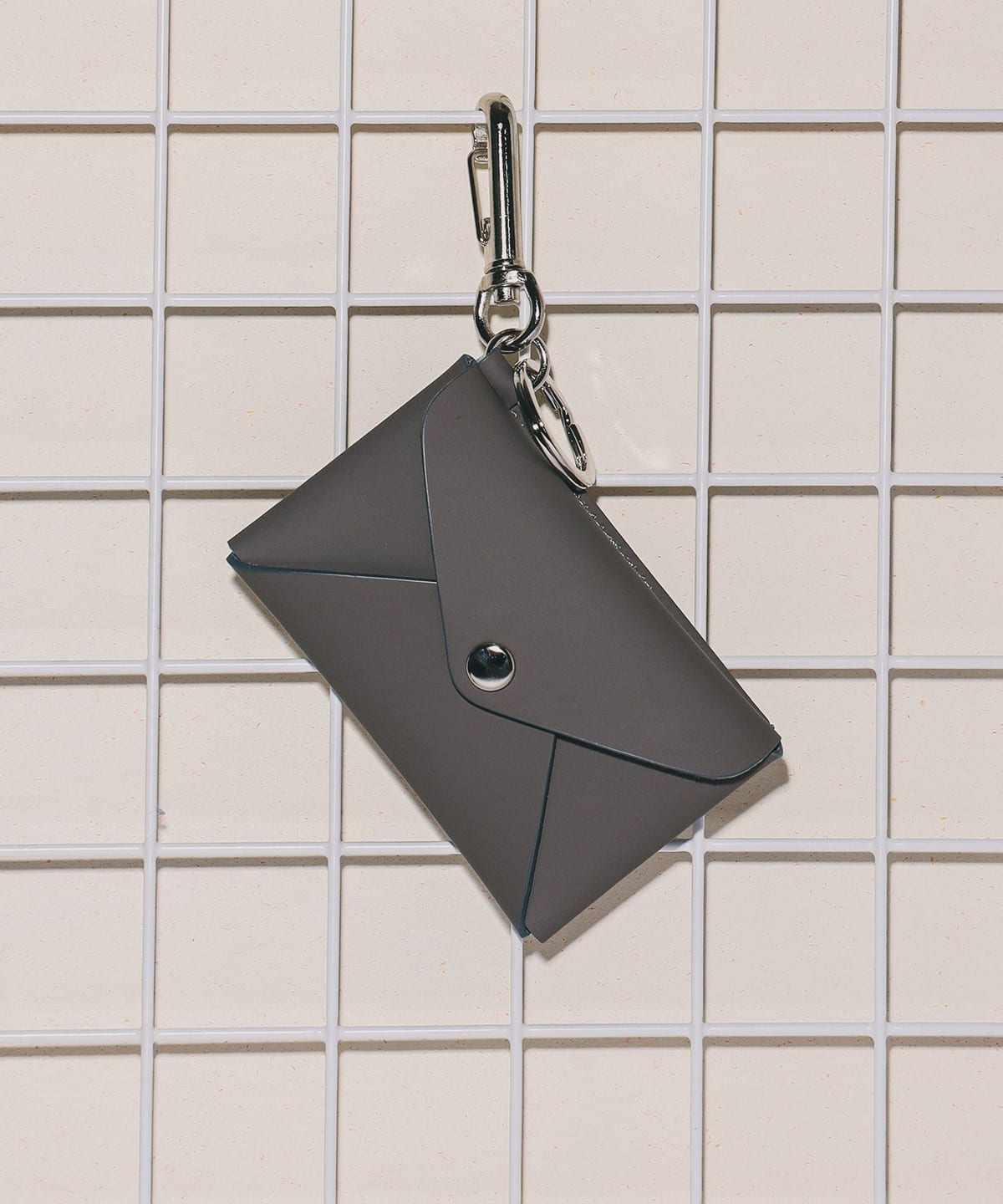 bPr BEAMS（bPrビームス）ラバーレザー カードケース キーホルダー