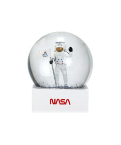 DETAIL INC. / NASA Snow Globe