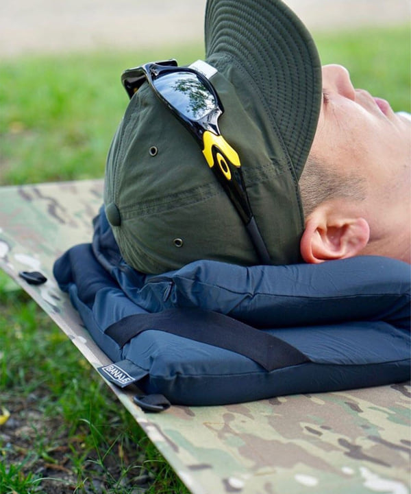 bPr BEAMS（bPrビームス）BANALE / OMNI PILLOW（3Way低反発枕