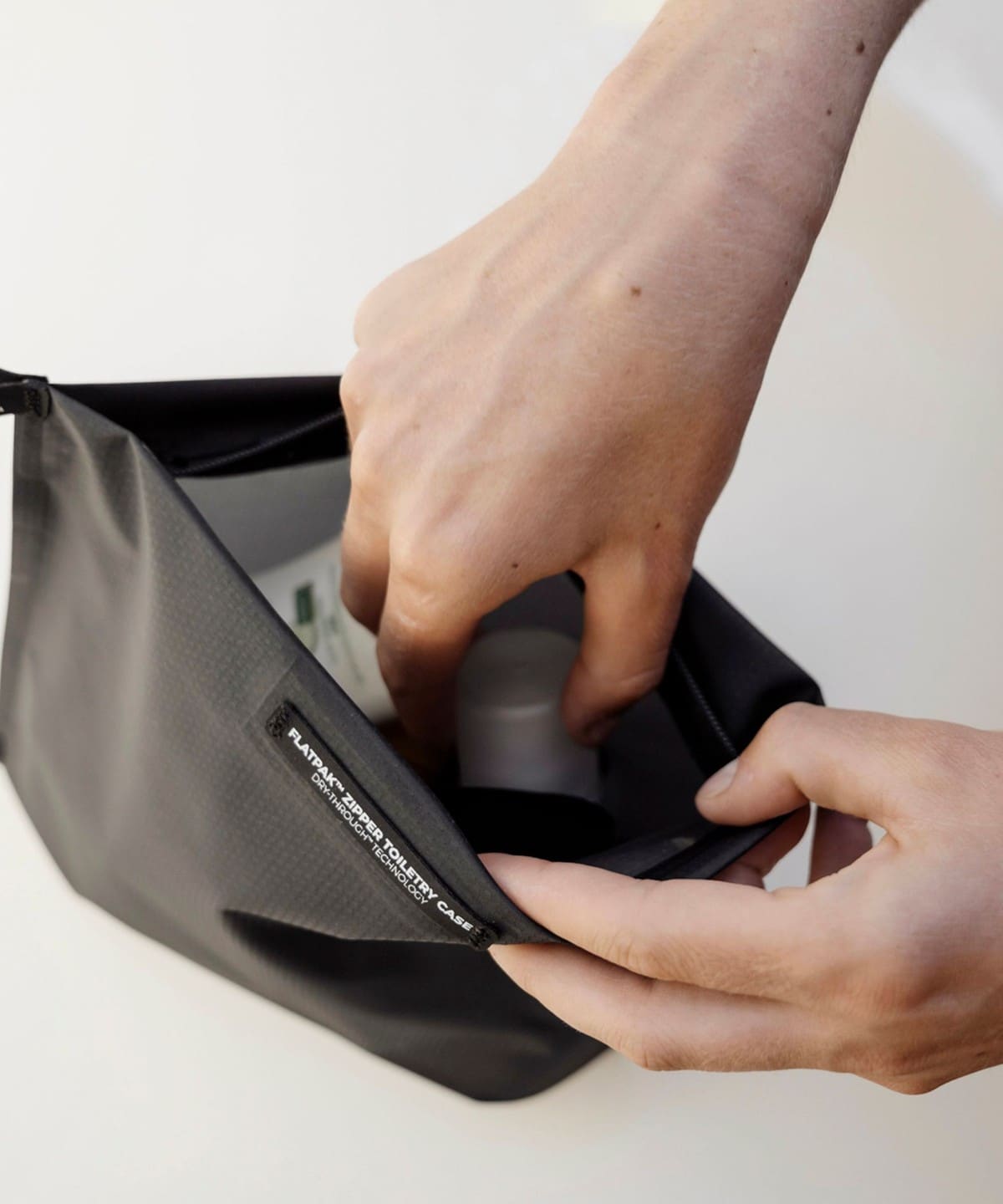 Matador / Flatpack Zipper Toiletry Case 雑貨・ホビー MEN BLACK ONE SIZE Matador / Flatpack Zipper Toiletry Case 雑貨・ホビー MEN BLACK ONE SIZE