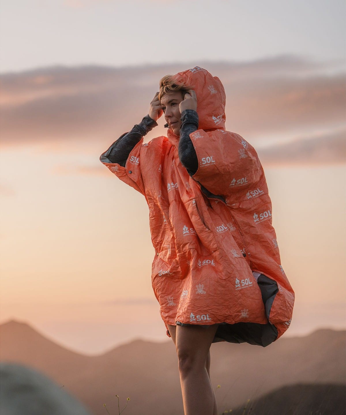 SOL / エスケープ インスレーテッド ポンチョ アウトドア・スポーツ MEN ORANGE ONE SIZE SOL / エスケープ インスレーテッド ポンチョ アウトドア・スポーツ MEN ORANGE ONE SIZE