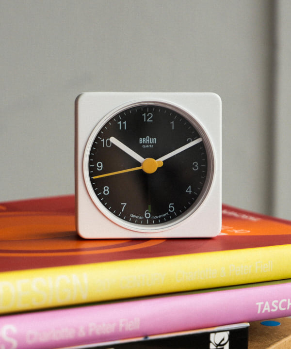 Bpr Beams 雑貨 の Seiko Beams Black Gold Watch ソーラー電波デジタル レザーバンド です こちらの商品は Beams Online Shopにて通販購入可能です デジタル腕時計 レザー 時計